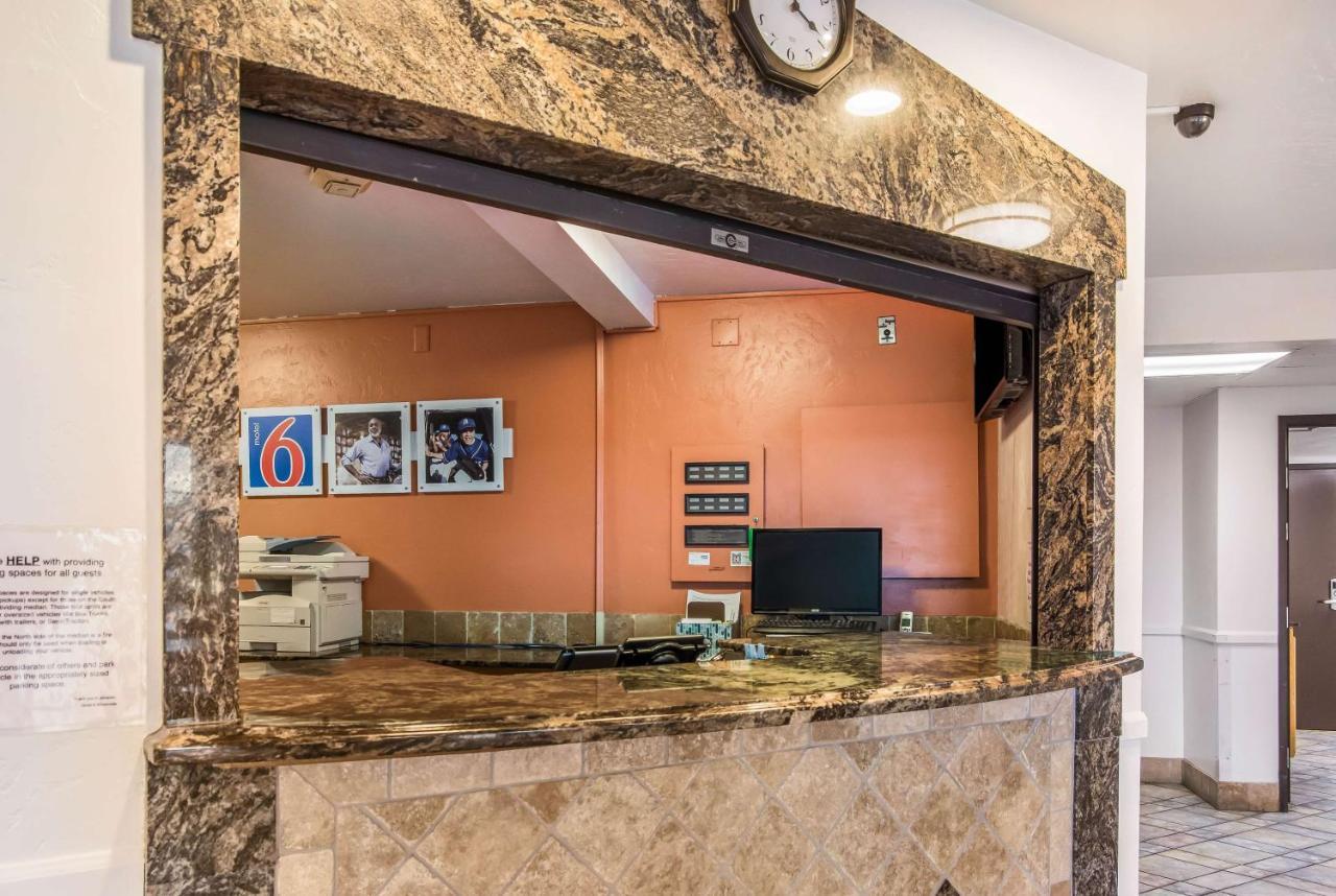 Motel 6-Wilsonville, Or - Portland Экстерьер фото